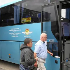 Gdzie się zatrzymuje PKS w Grójcu? Oto kluczowe lokalizacje przystanków
