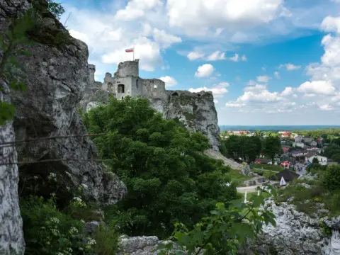 Ogrodzieniec atrakcje - odkryj ukryte skarby i niezapomniane miejsca
