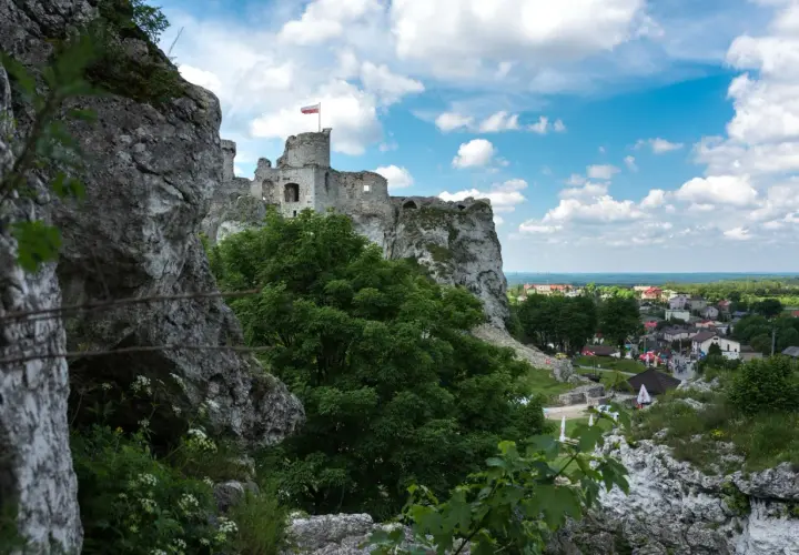 Ogrodzieniec atrakcje - odkryj ukryte skarby i niezapomniane miejsca