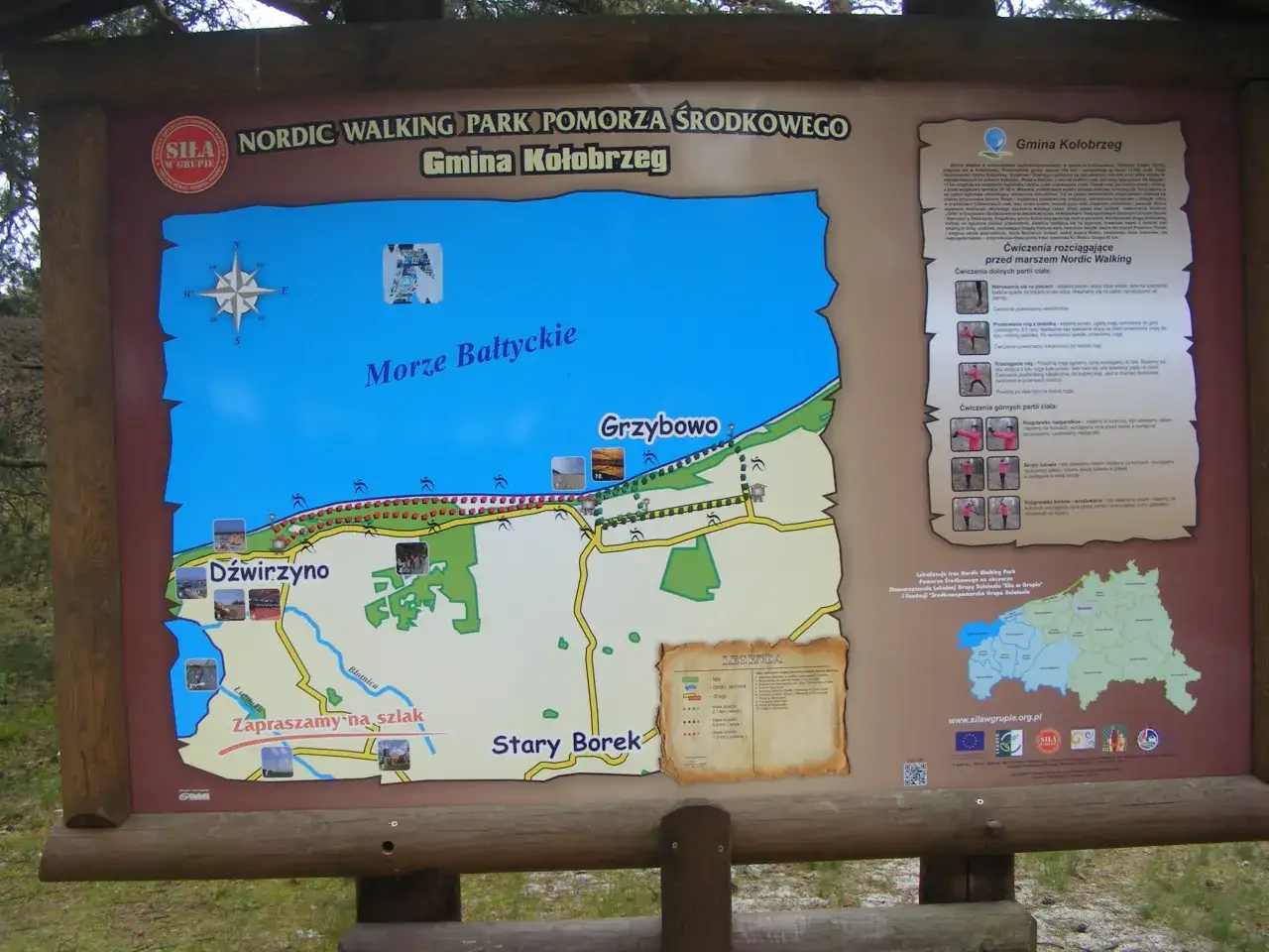 Mapa Nordic Walking Park Pomorze Środkowe, z zaznaczonymi trasami między Dźwirzynem a Grzybowem, Morzem Bałtyckim i legendą.